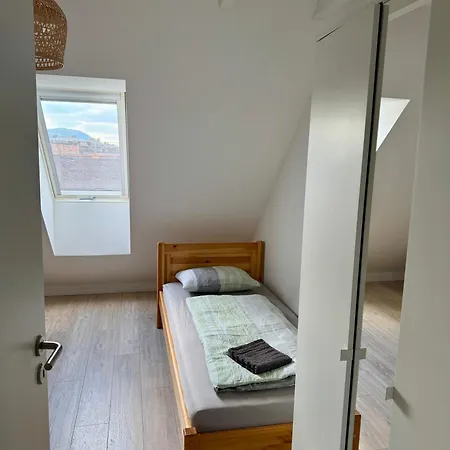 R77 Downtown - Penthouse Apartament *